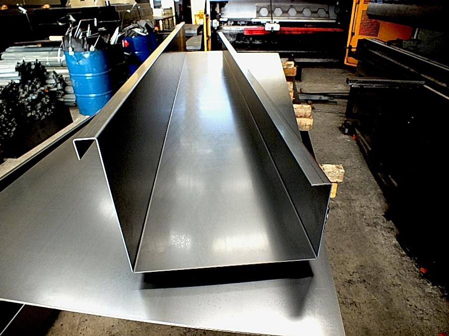 Endüstriyel Yağmur Oluğu